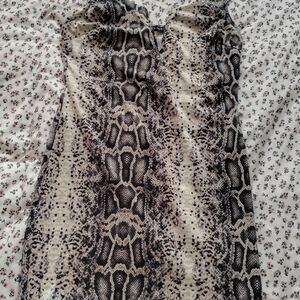 Hot Topic Snake Print Reptile Mat